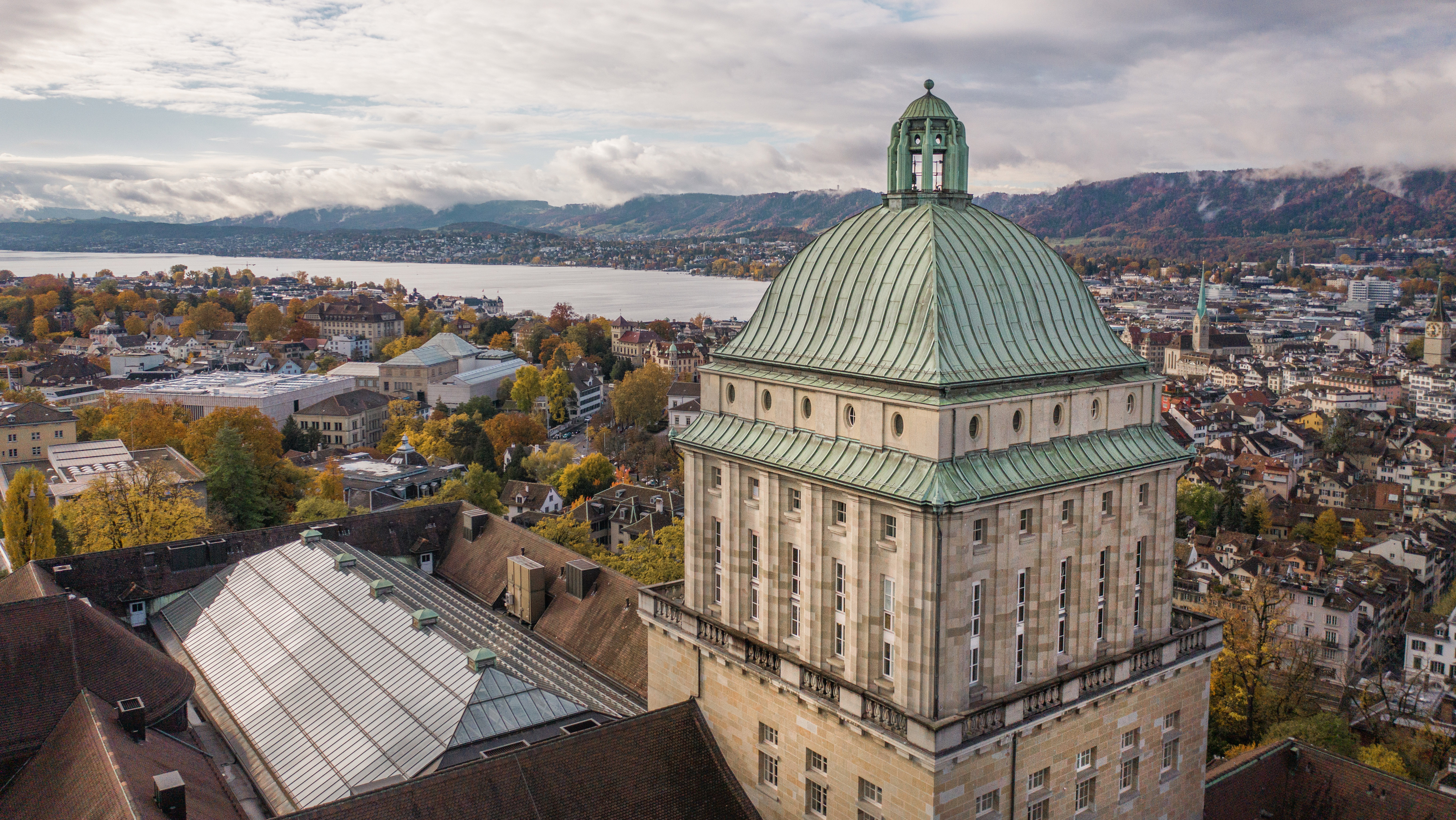Uni-Zürich Gebäude